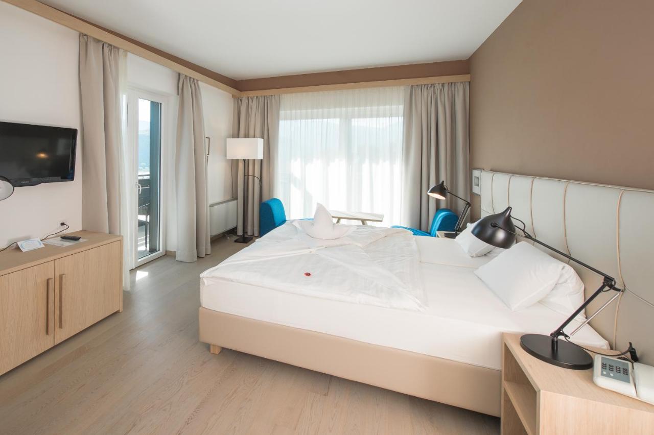 Seeberg Garni Hotel カルダーロ エクステリア 写真